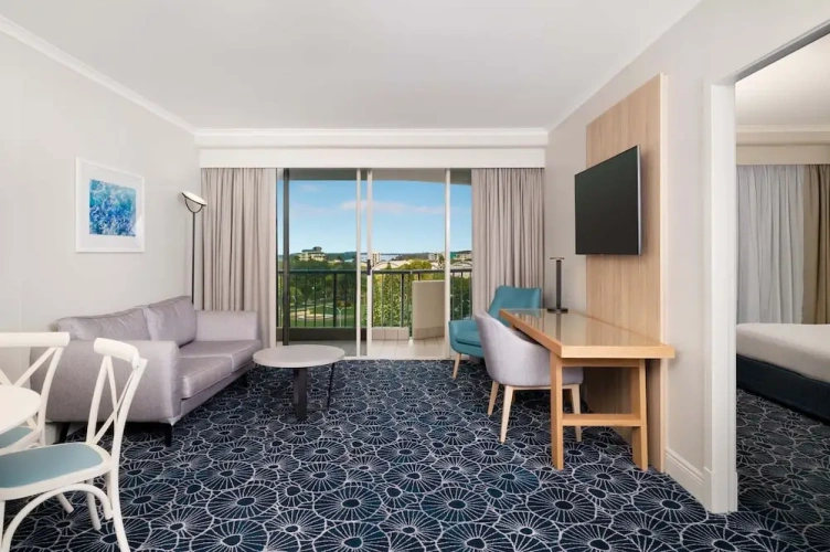 Deluxe Double Suite with balcony