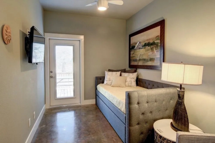 Next Chapter 3Br Condo