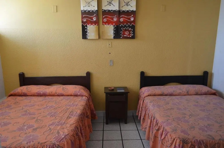 Hotel Gomez