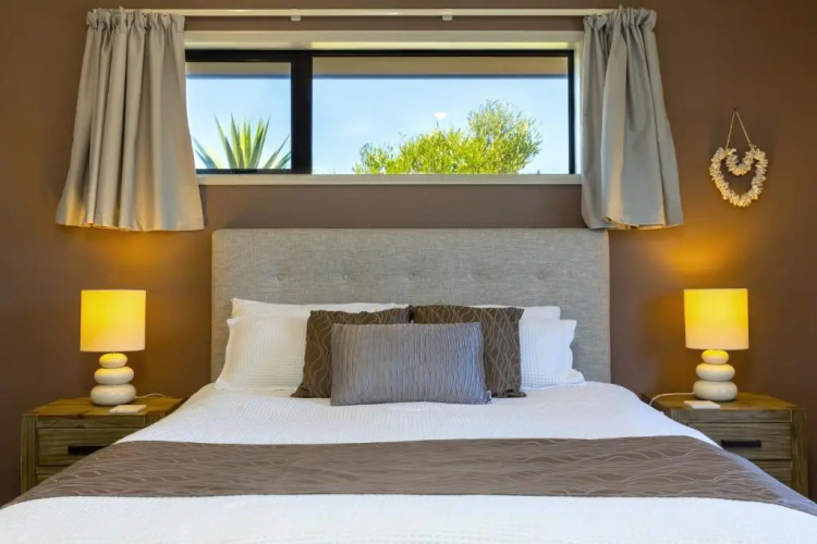 Ocean View Beachfront Apartment