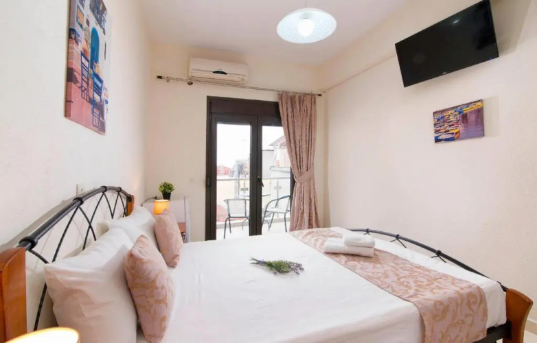 Kentrikon Rooms