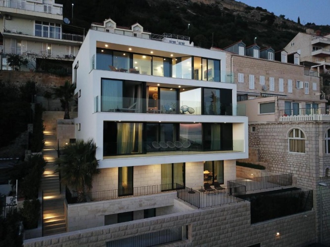 3 Bedrooms Apartment with balcony and with sea view