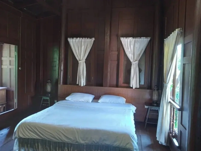 Standard room with balcony