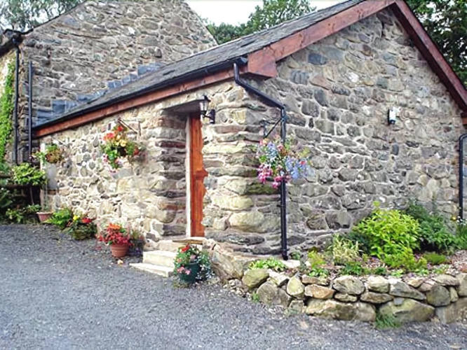 Maes Coch Cottage