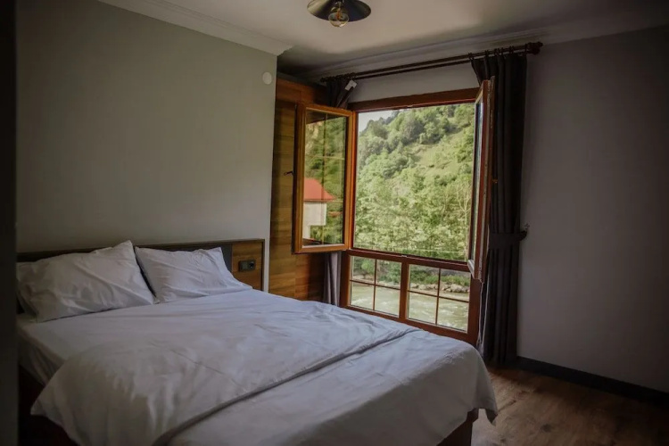 River Didi Hotel