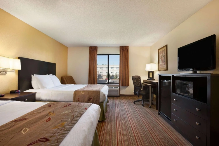 Deluxe Quadruple room