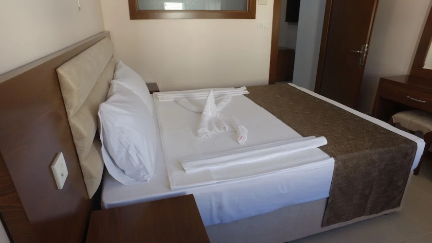 Sami Akar SARAY OTEL
