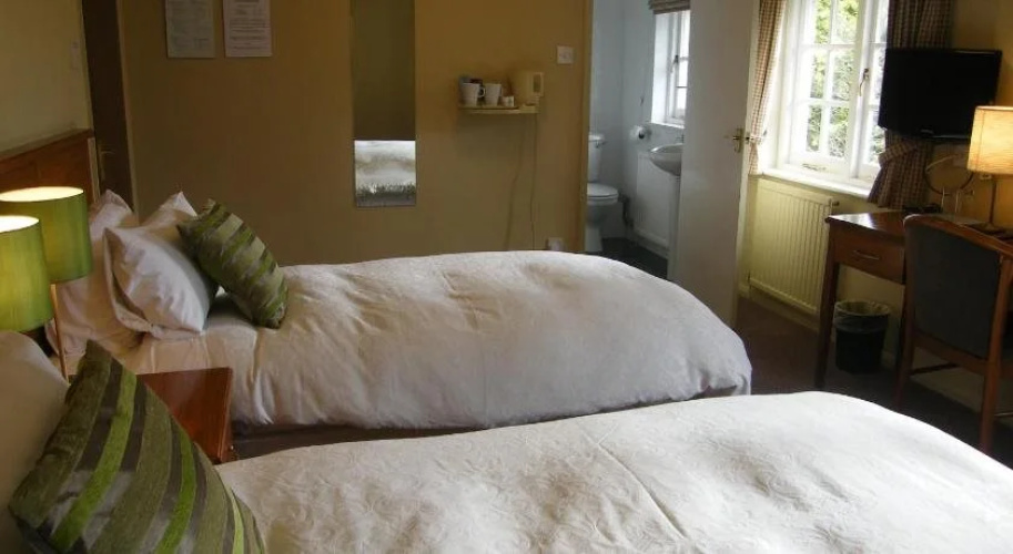 The Tumbling Weir Hotel & Restaurant