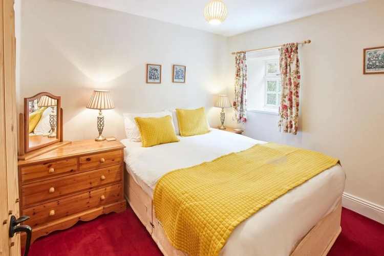 Host Stay Cleveland Bay Cottage