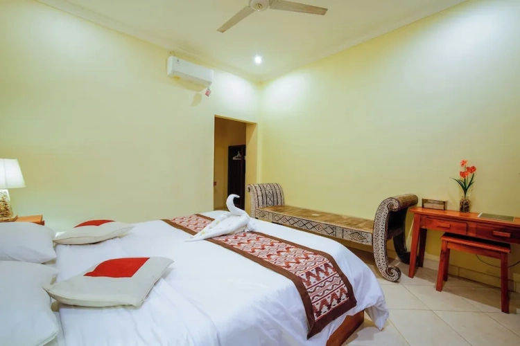 Standard Double room with garden view