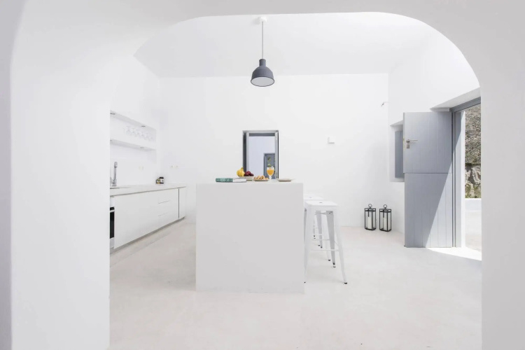 Insolito Villa