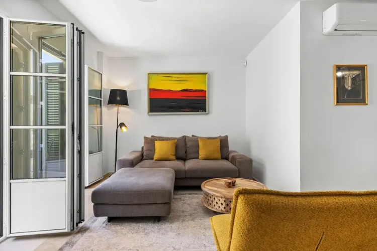 Classic Urban Flat in Malaga City Center - Mal05