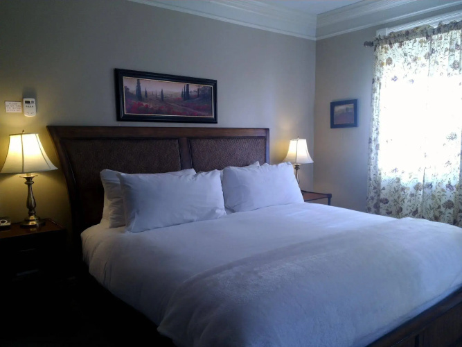Chipman Hill Suites on Union