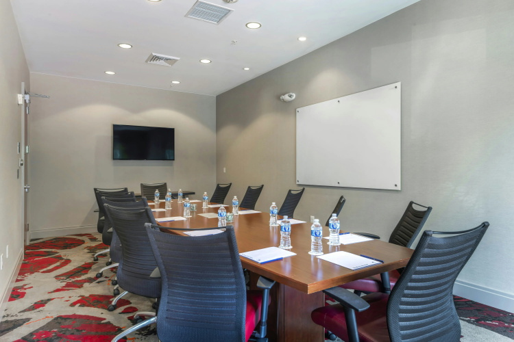 DoubleTree by Hilton Raleigh - Cary photo 22
