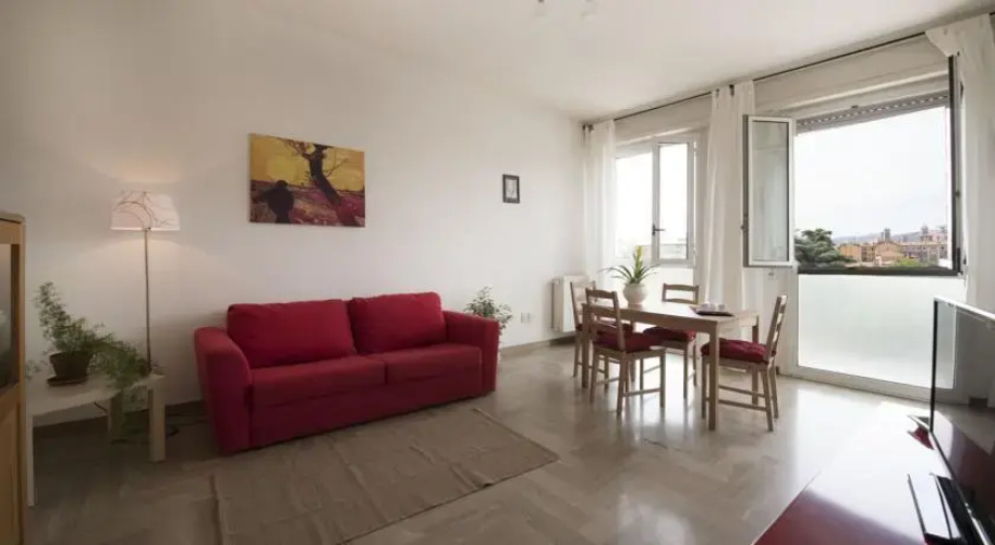 Masini B Halldis Apartment