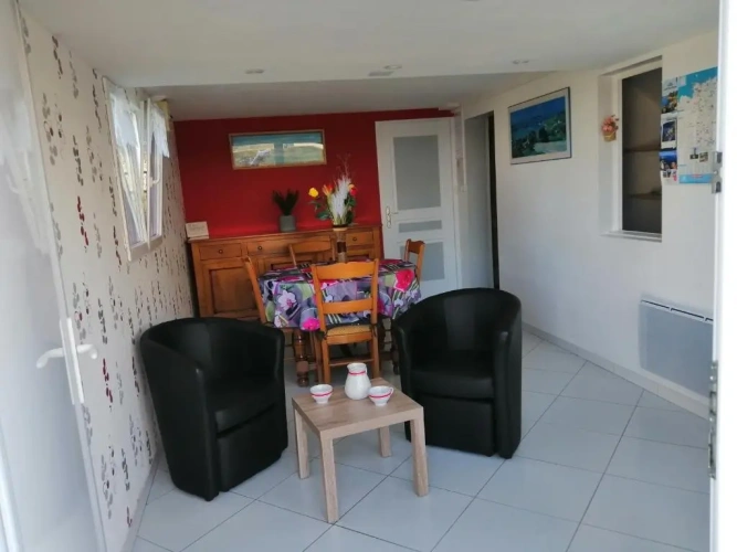 Double Cottage