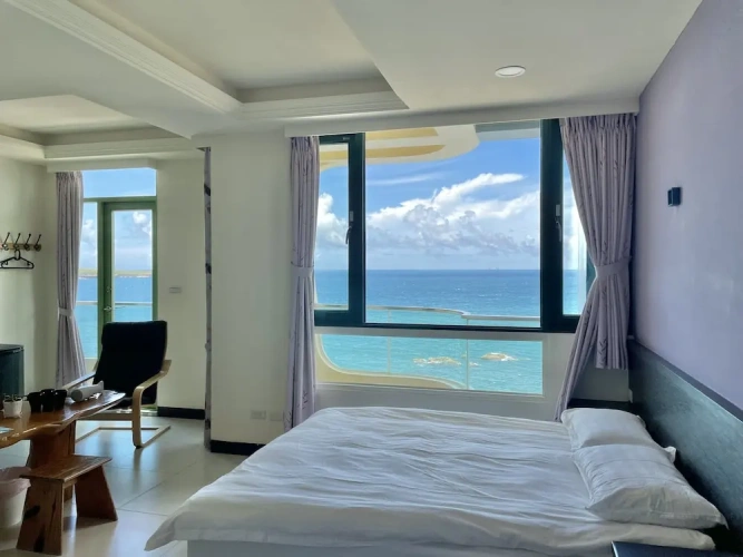 Quadruple Family Suite with sea view
