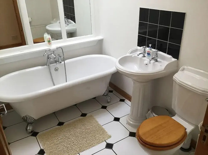 4 Bedroom House Stratherrick