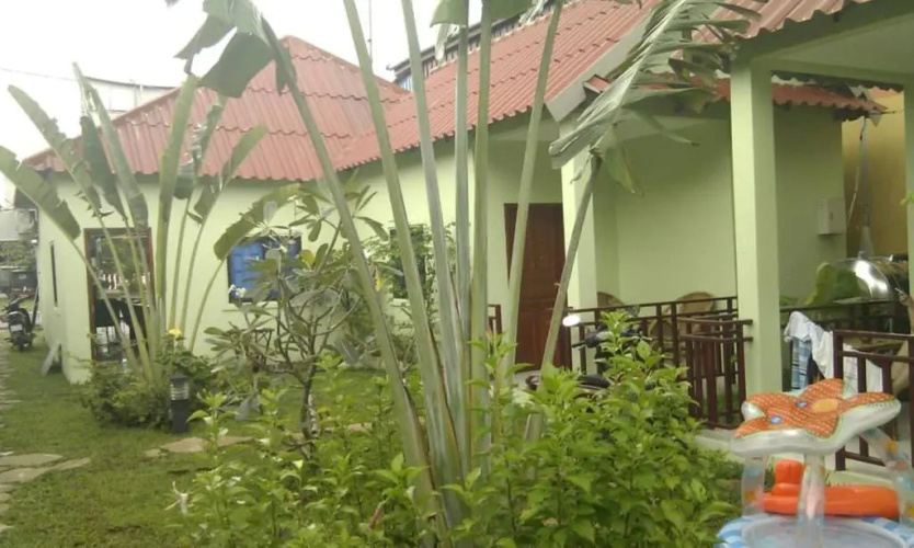 Hi5 Bungalows
