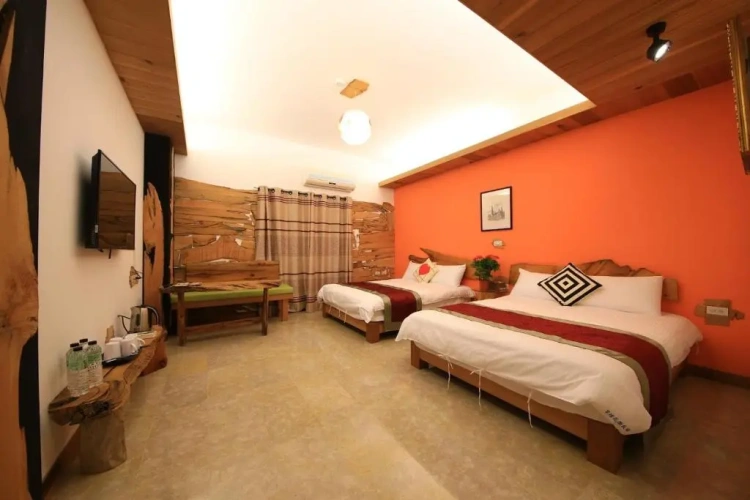 6 Bedrooms Cottage