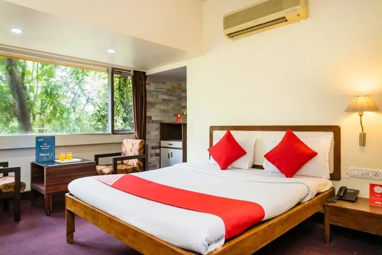 Star Regency by OYO Rooms
