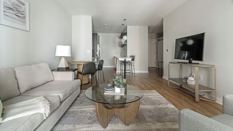 1 Bedroom Apartment