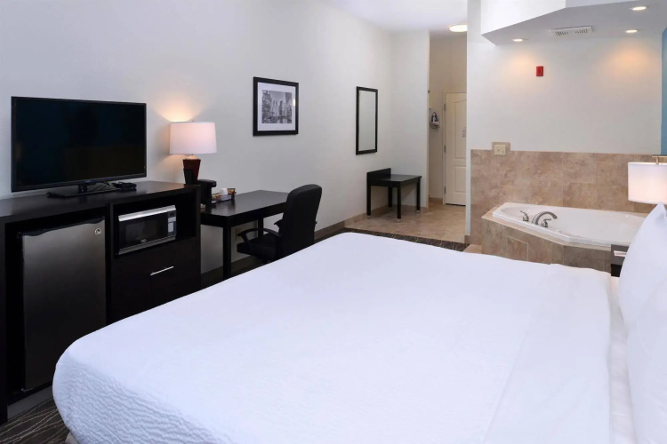 Lexington Inns and Suites Effingham