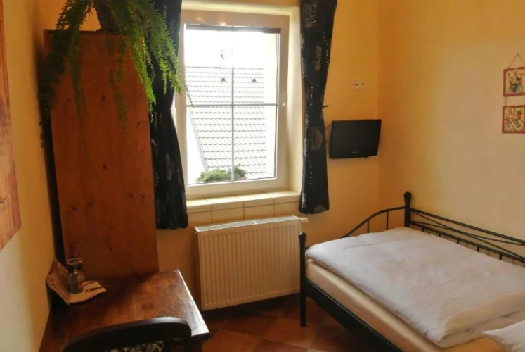 Standard Single room