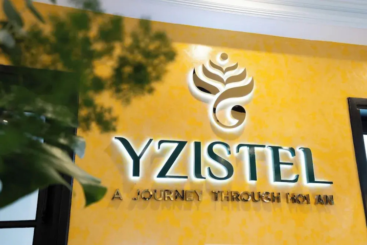 Yzistel Hoi An