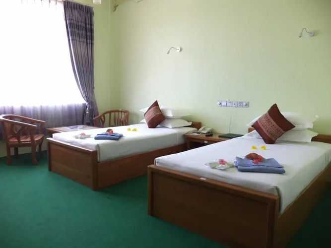 Jade Royal Hotel