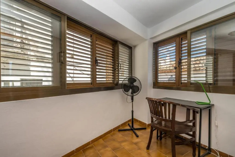 Sun Apartment