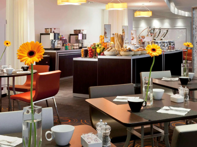 Novotel Paris La Défense Esplanade photo 13