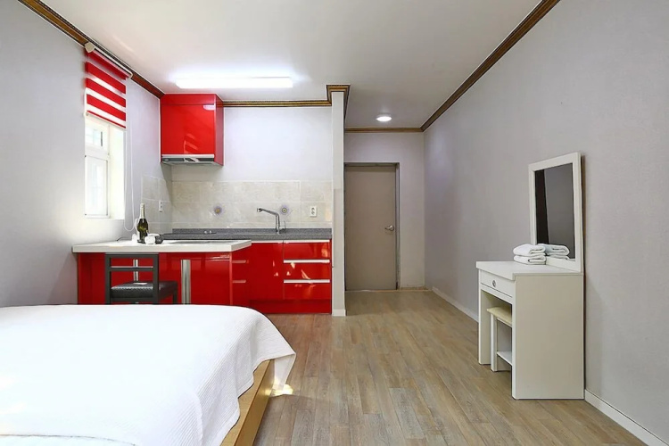 Haena Pension