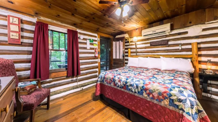Log Cabin Motor Court