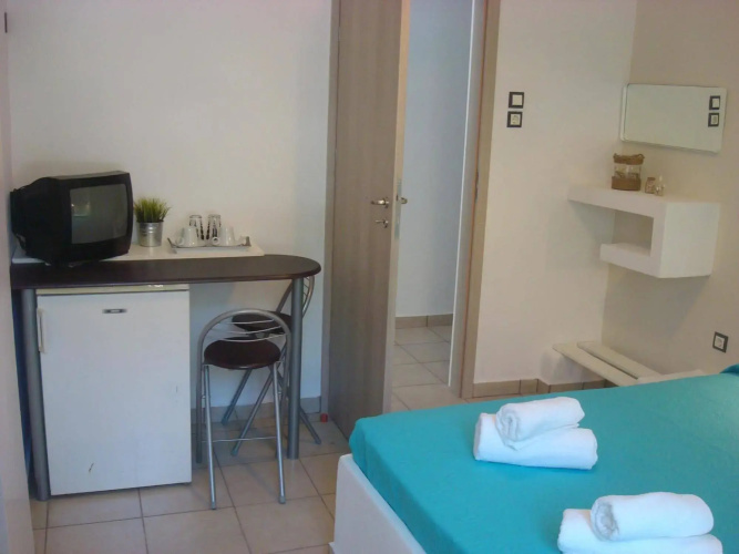 Smaragdi Rooms