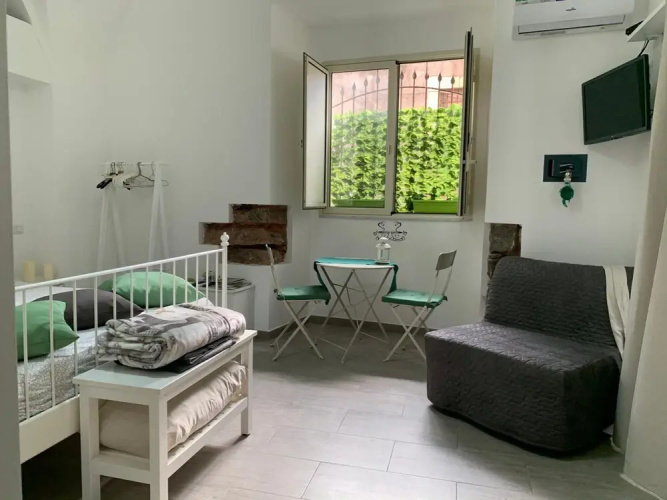Catania House