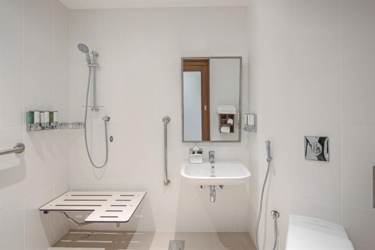 Hampton By Hilton Dubai Al Barsha photo 11