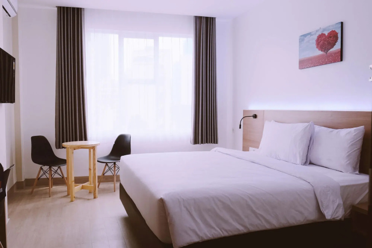 Grand   Thamrin  Hotel