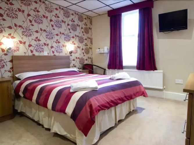 Doric Hotel
