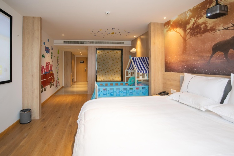 Standard Family room