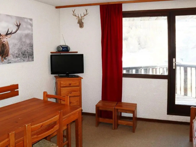 Appartement Les Orres, 2 pièces, 6 personnes - FR-1-322-305