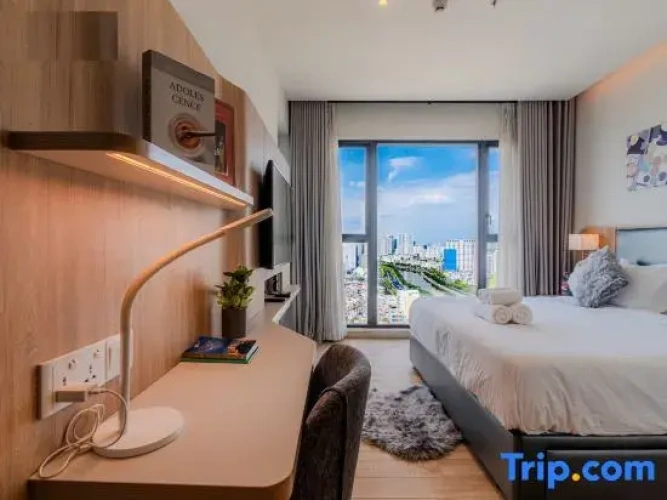 3 Bedrooms Apartment