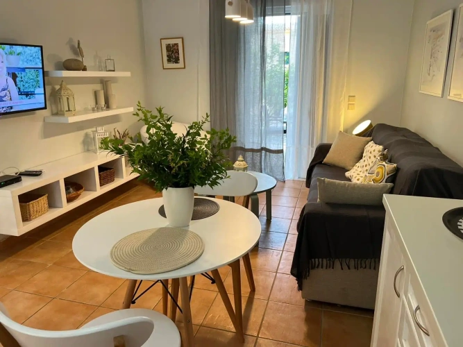 1 Bedroom Apartment