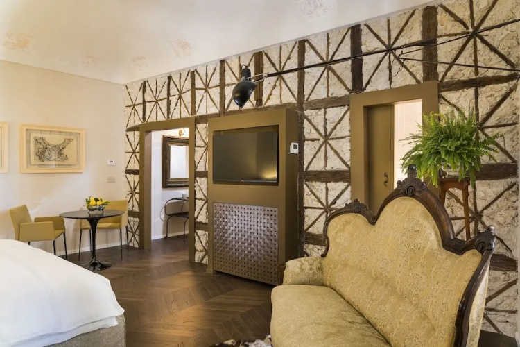 Maisonette V.V.155