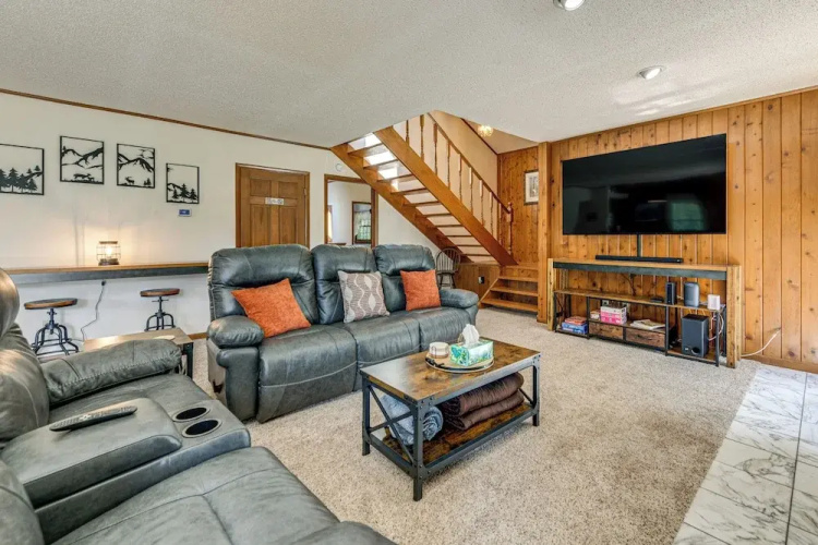 Ski, Hike & Fish: Mtn-view Maggie Valley Retreat