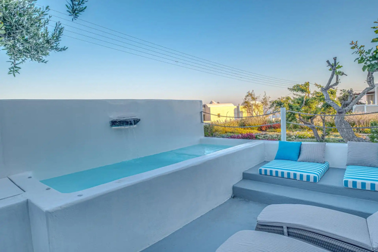 Majestic Sky Suites