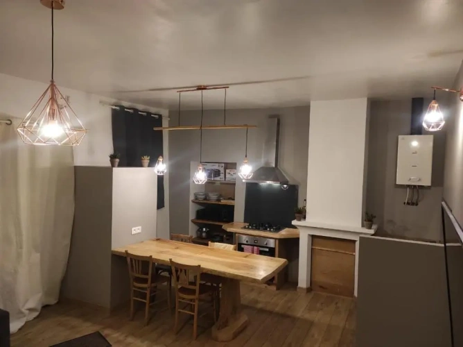 2 Bedrooms Cottage