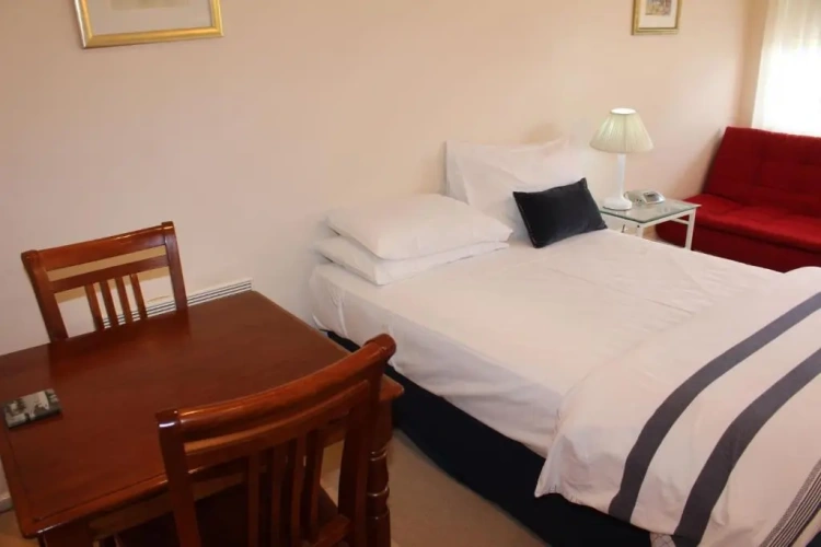 1 Bedroom Double Cottage