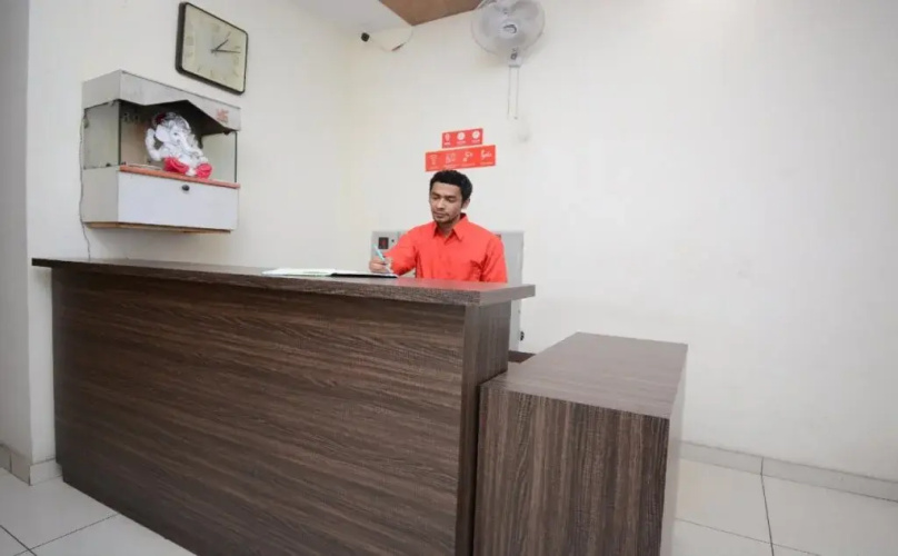 Hotel Dhingra By OYO Rooms