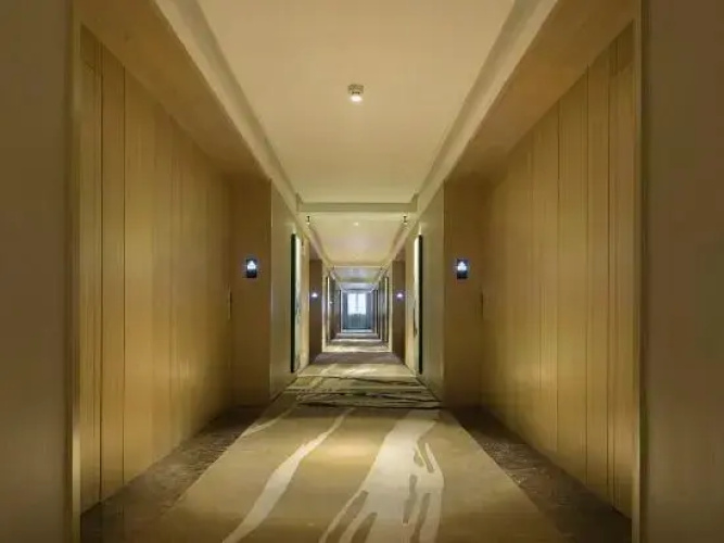 Sovereign Garden Hotel